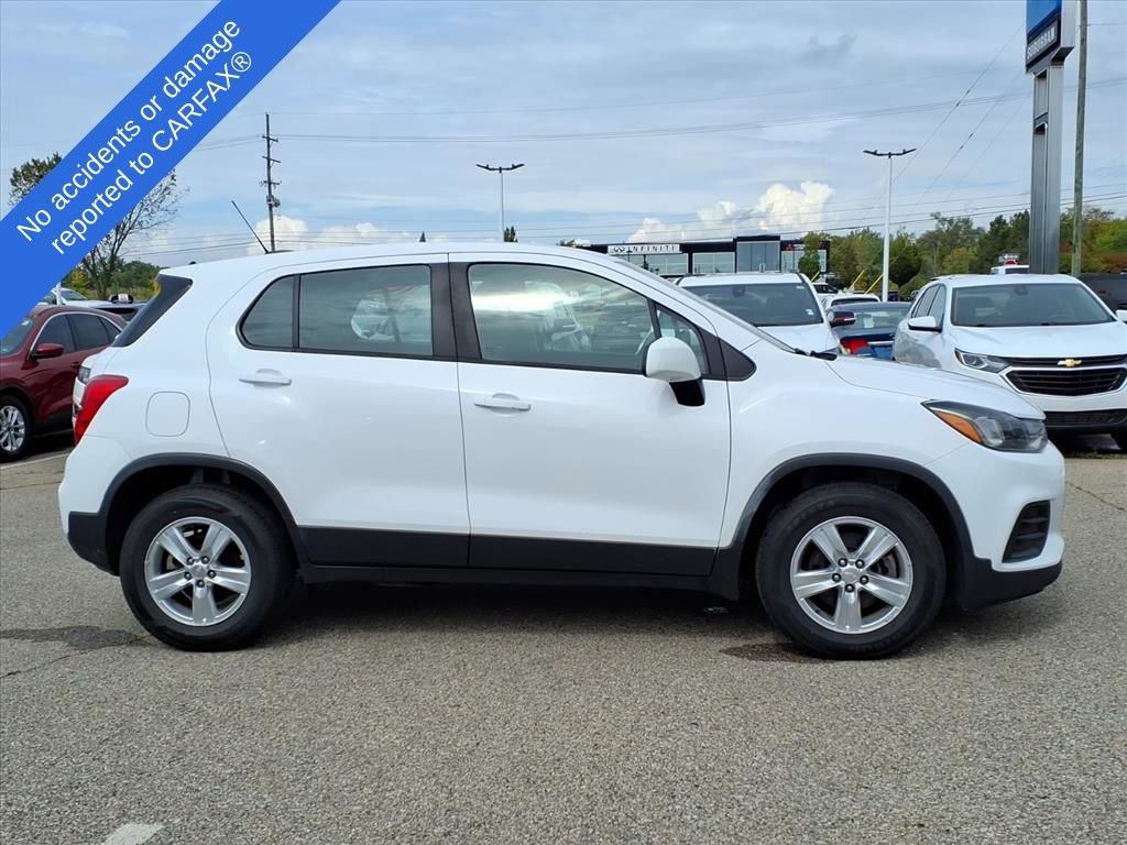 2018 Chevrolet Trax LS photo 4