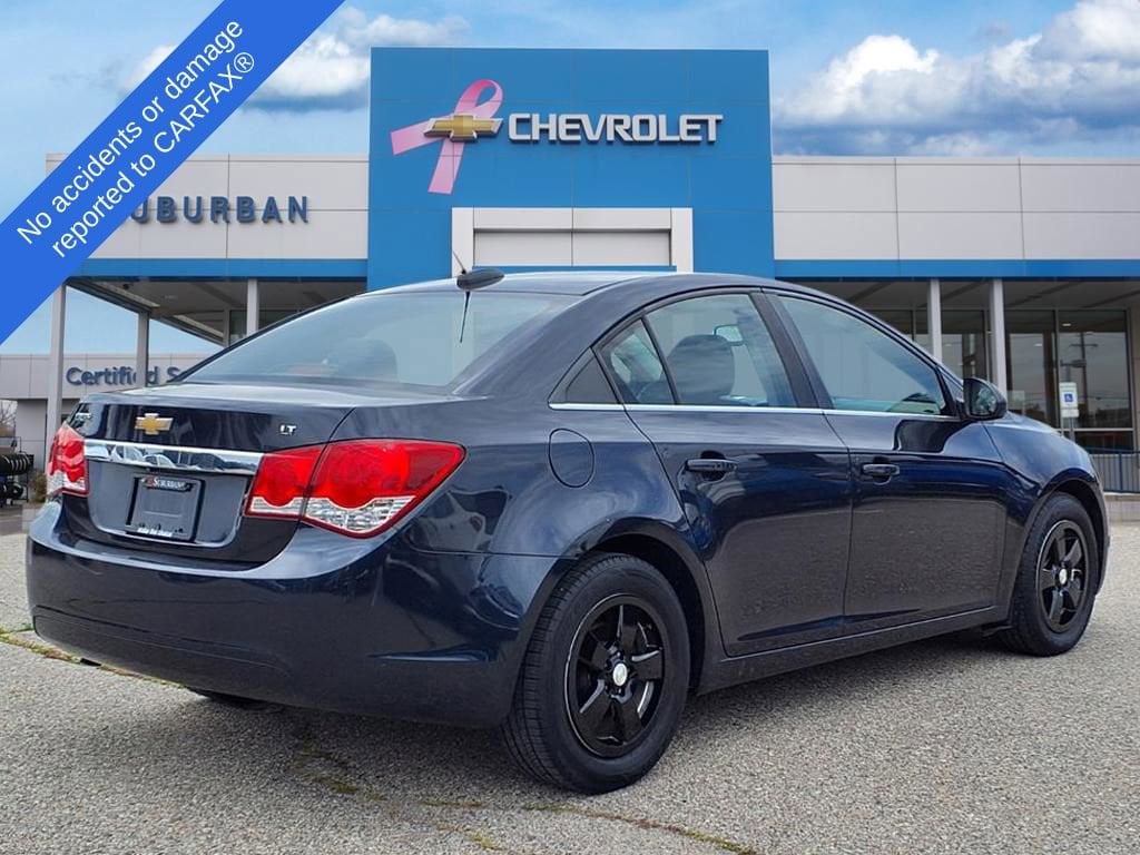 Thumbnail: 2016 Chevrolet Cruze - 5