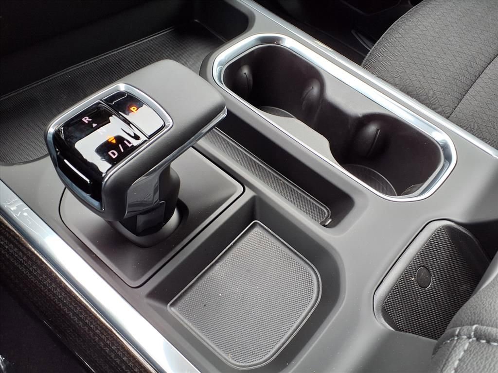 Thumbnail: 2026 Chevrolet Silverado 1500 - 18