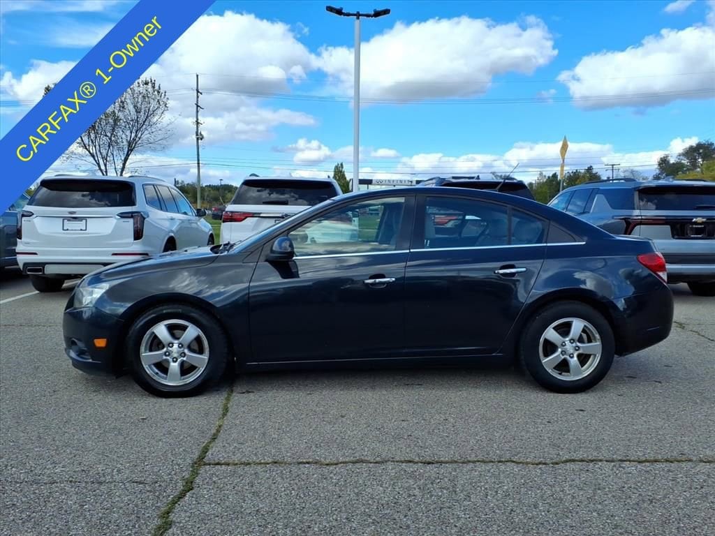 Thumbnail: 2012 Chevrolet Cruze - 8