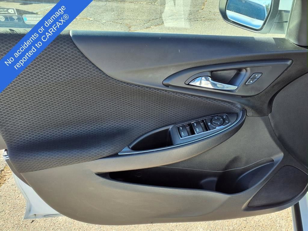 Thumbnail: 2016 Chevrolet Malibu - 15