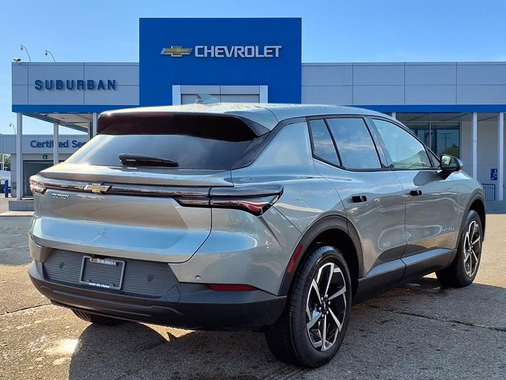 Thumbnail: 2026 Chevrolet Equinox - 4