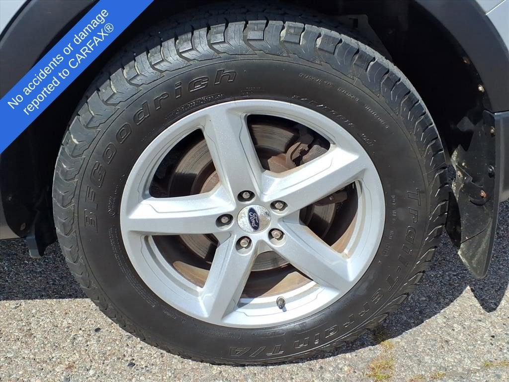 Thumbnail: 2017 Ford Explorer - 9