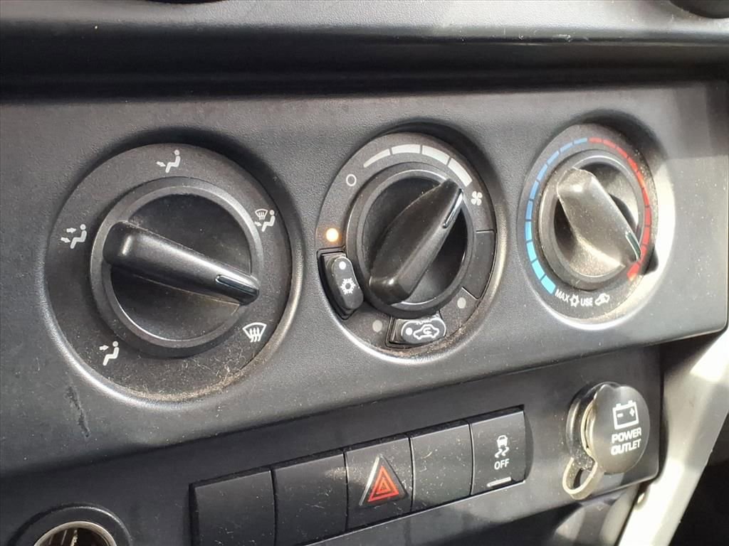 Thumbnail: 2010 Jeep Wrangler - 23