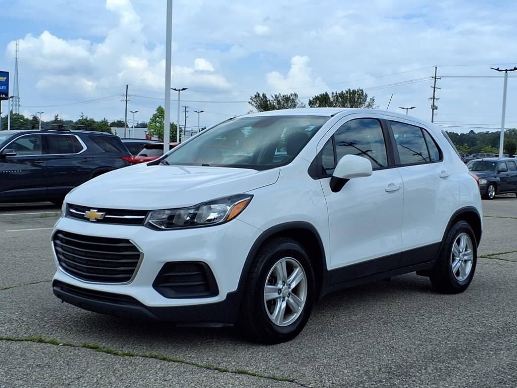 Thumbnail: 2019 Chevrolet Trax - 1