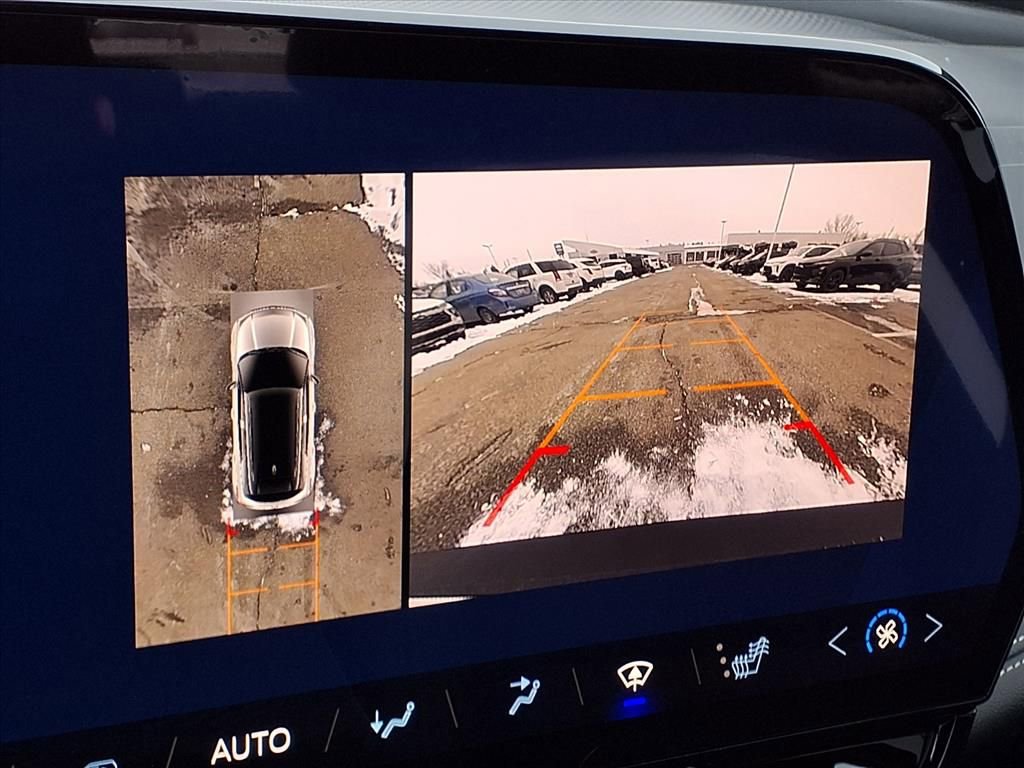 Thumbnail: 2026 Chevrolet Blazer EV - 19