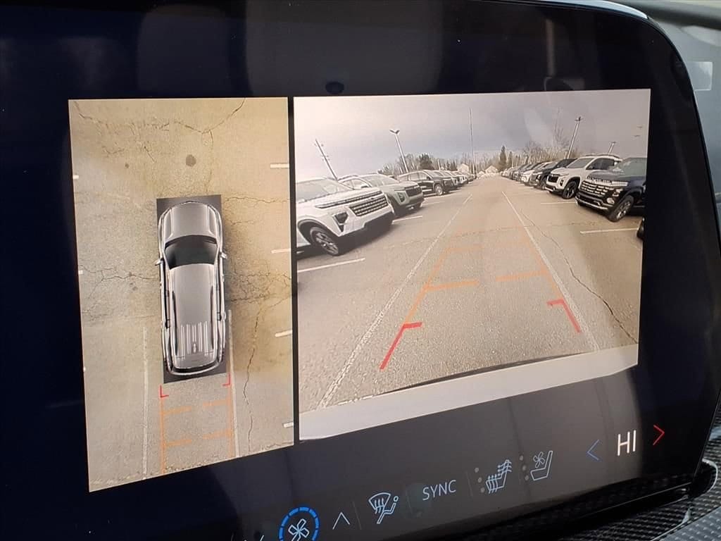 Thumbnail: 2026 Chevrolet Traverse - 20