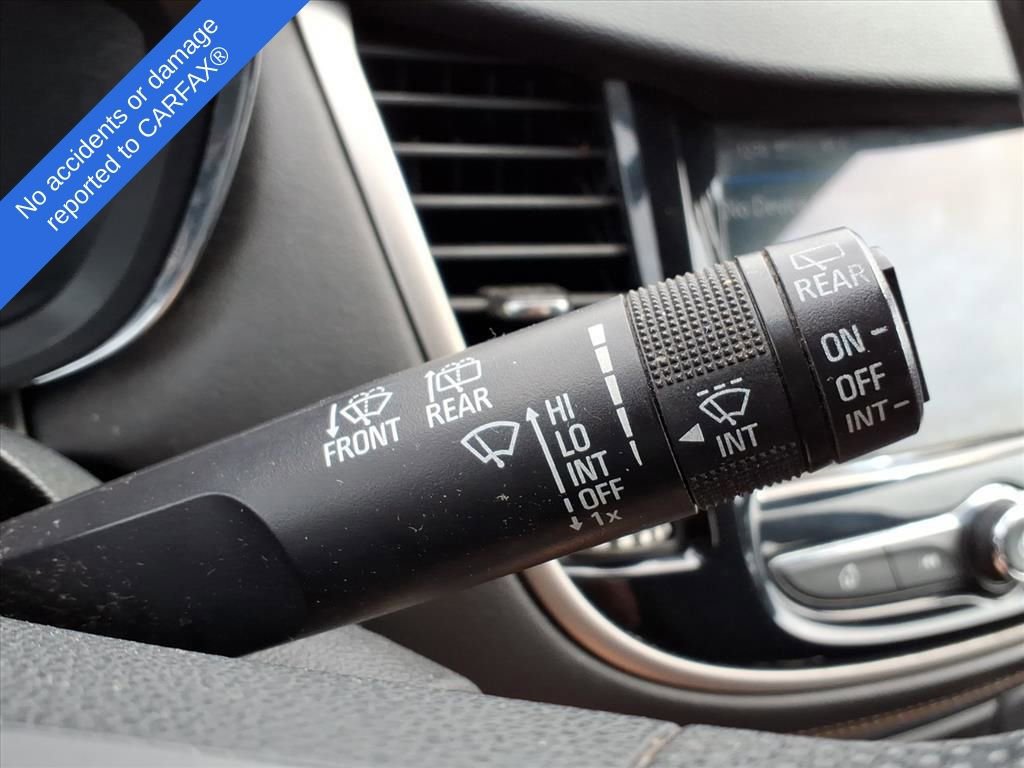 Thumbnail: 2018 Chevrolet Trax - 21