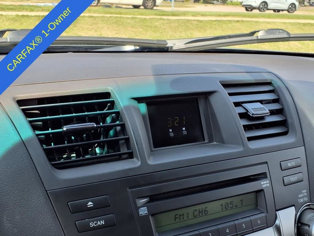 Thumbnail: 2010 Toyota Highlander - 27