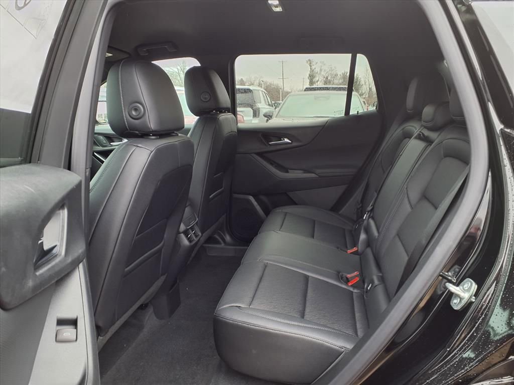 Thumbnail: 2026 Chevrolet Equinox - 9