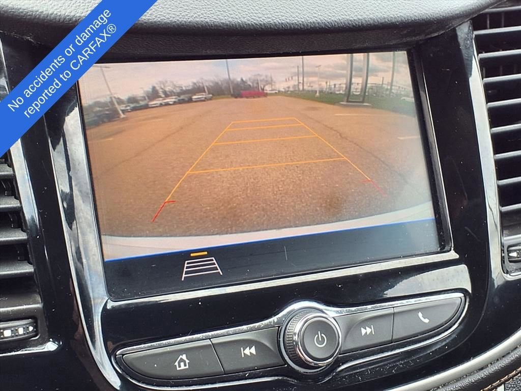 Thumbnail: 2019 Chevrolet Trax - 24