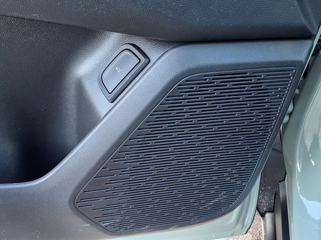 Thumbnail: 2026 Chevrolet Equinox - 12