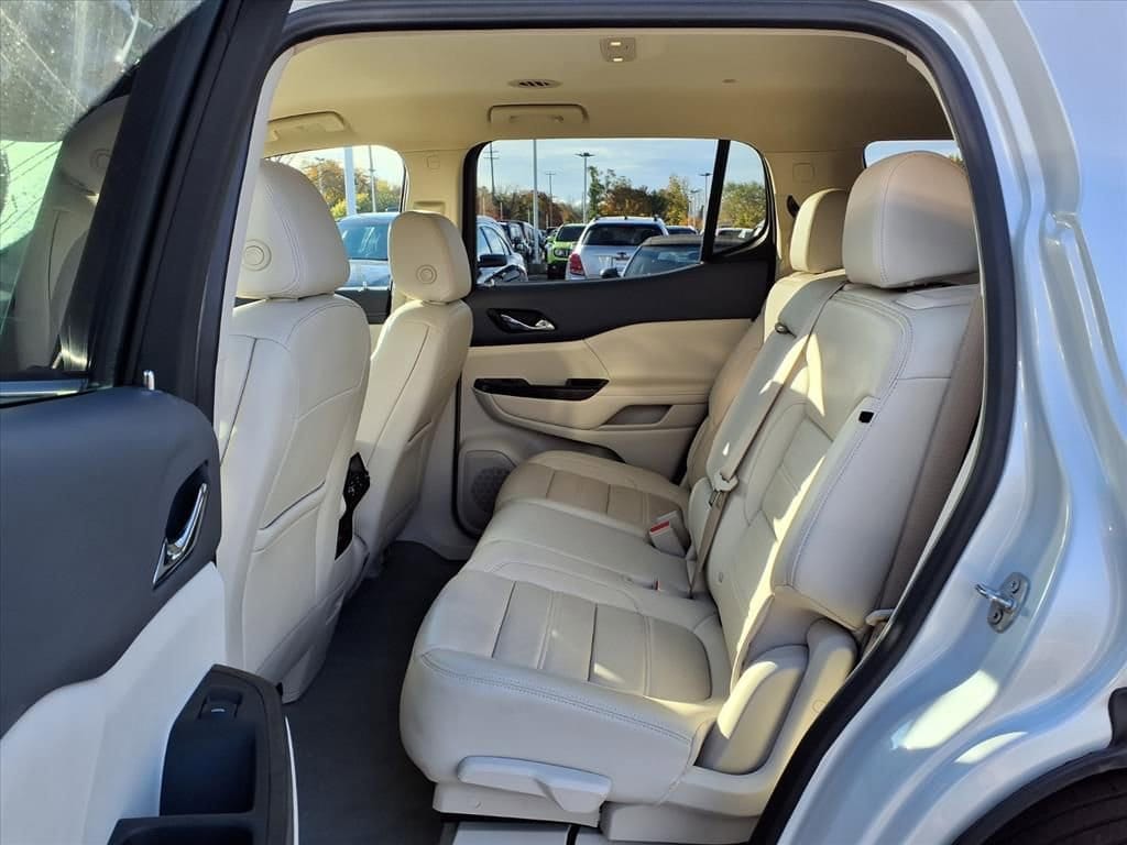 Thumbnail: 2021 GMC Acadia - 11