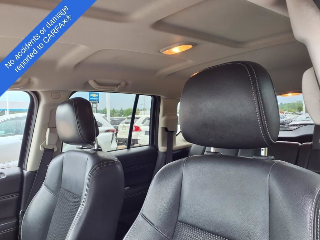Thumbnail: 2015 Jeep Compass - 19