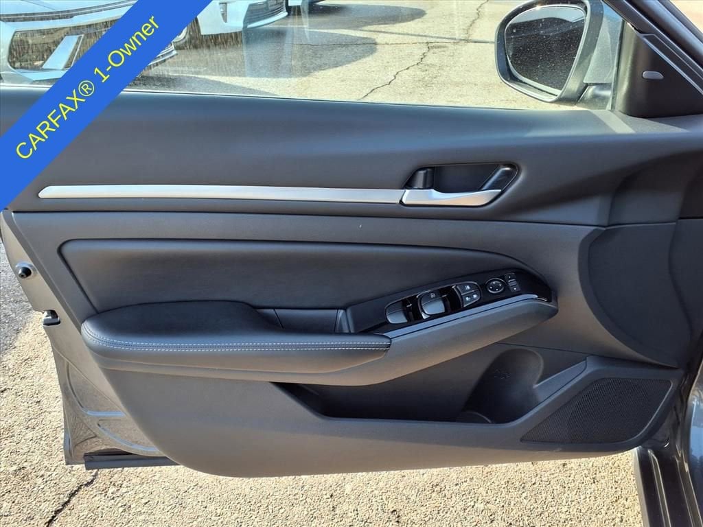 Thumbnail: 2023 Nissan Altima - 14