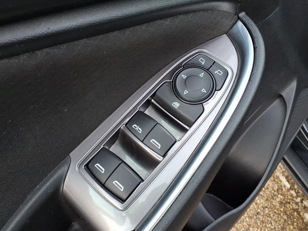 Thumbnail: 2021 Chevrolet Malibu - 13