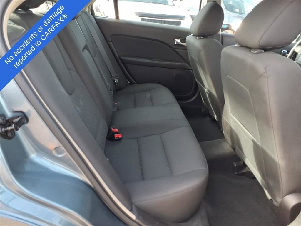 Thumbnail: 2011 Ford Fusion - 11