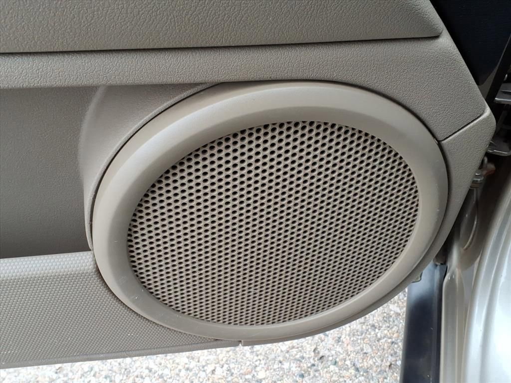 Thumbnail: 2010 Jeep Compass - 17