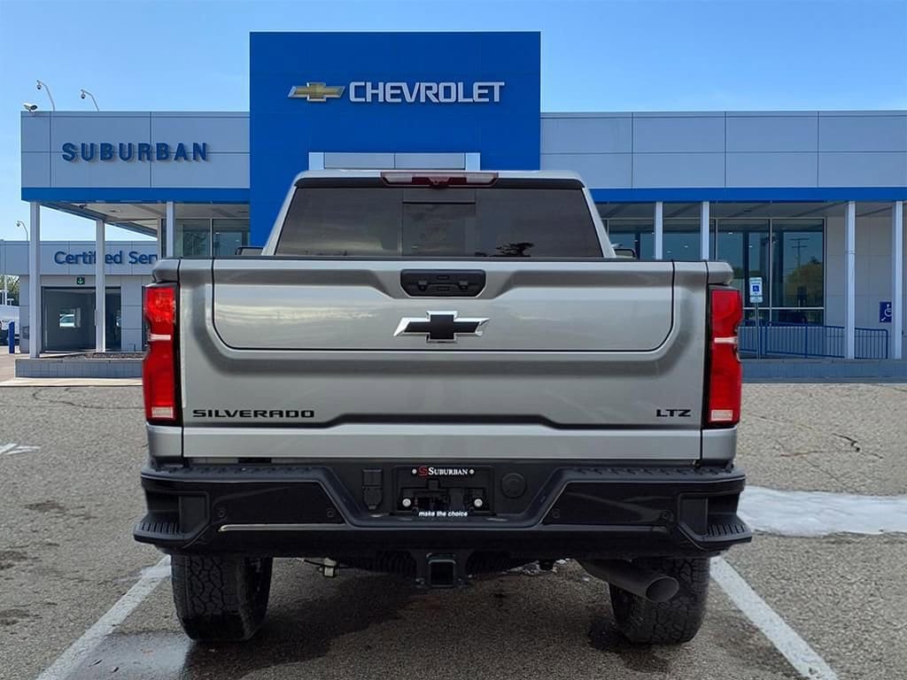 Thumbnail: 2026 Chevrolet Silverado 2500 - 5