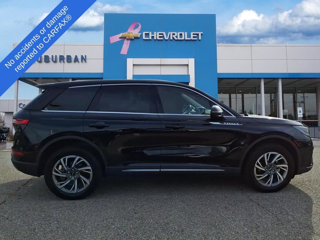 2023 Lincoln Corsair Standard photo 4