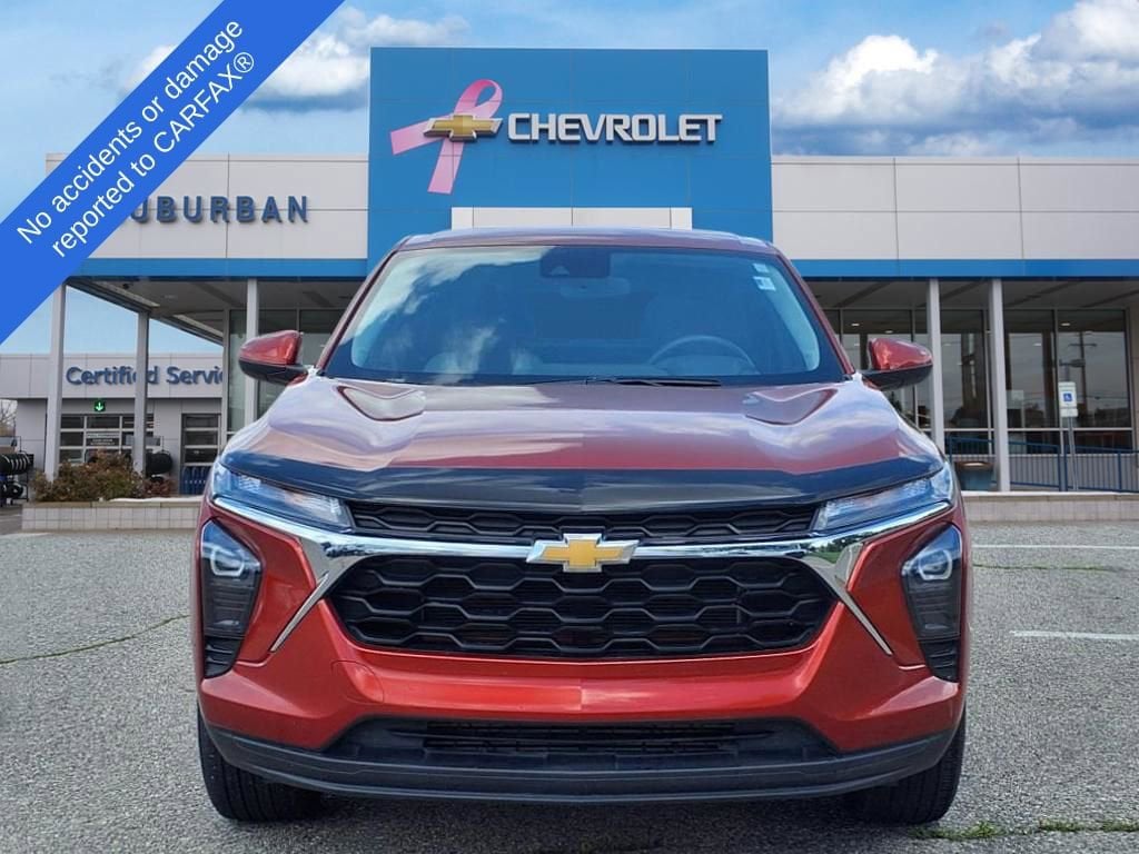 Thumbnail: 2024 Chevrolet Trax - 2