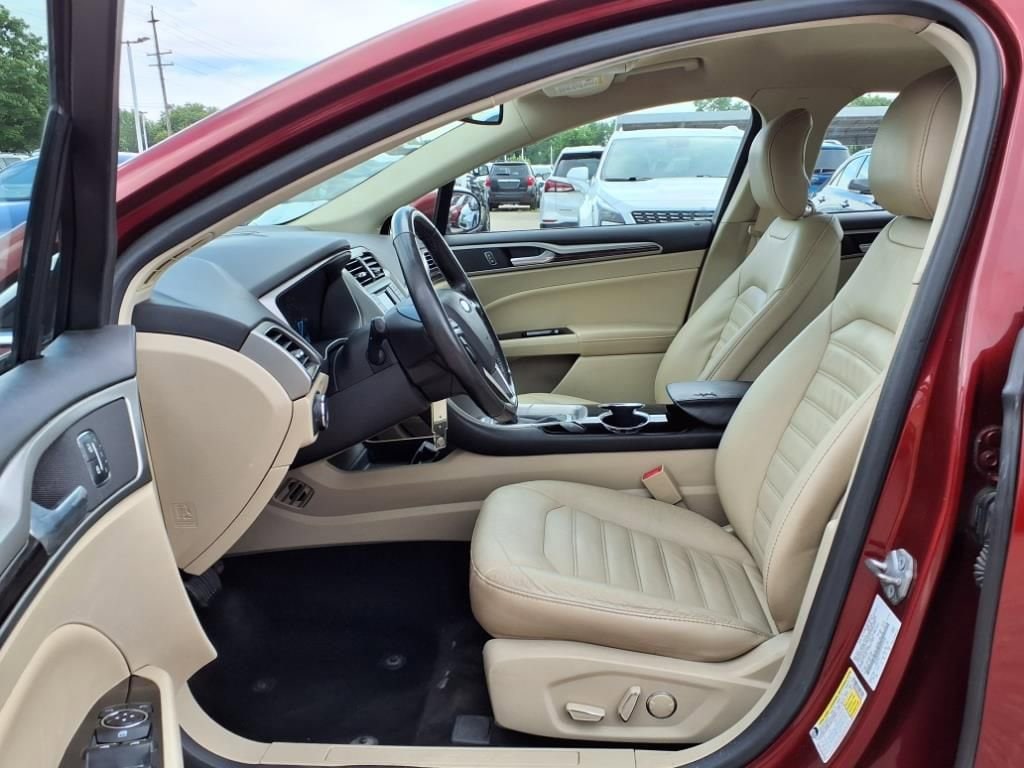 Thumbnail: 2014 Ford Fusion - 14