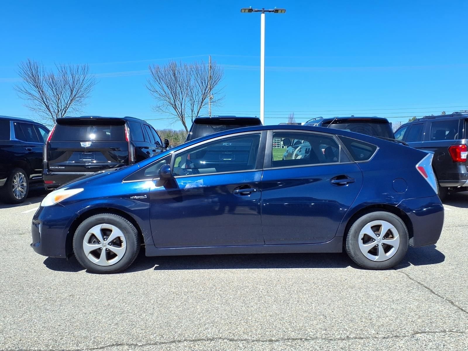 Thumbnail: 2013 Toyota Prius - 7