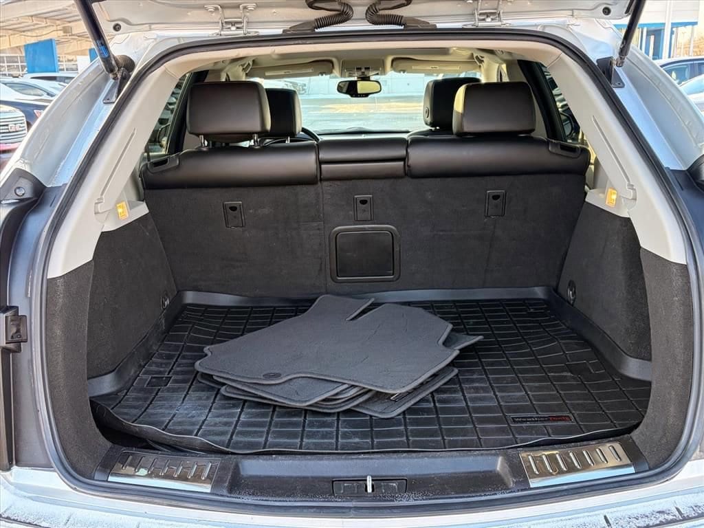 Thumbnail: 2015 Cadillac SRX - 9