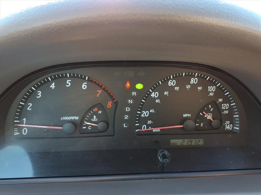 Thumbnail: 2004 Toyota Camry - 17