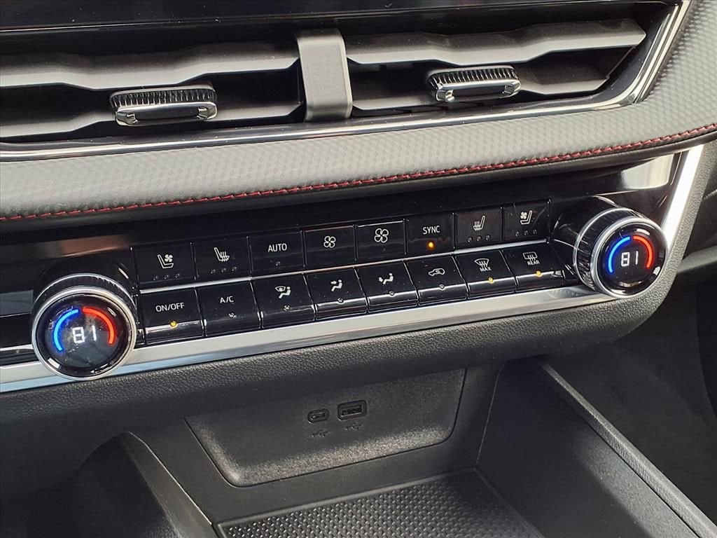 Thumbnail: 2026 Chevrolet Equinox - 23