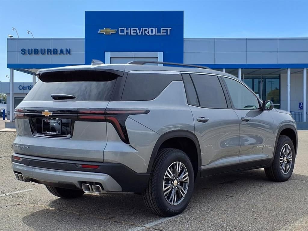 Thumbnail: 2026 Chevrolet Traverse - 4