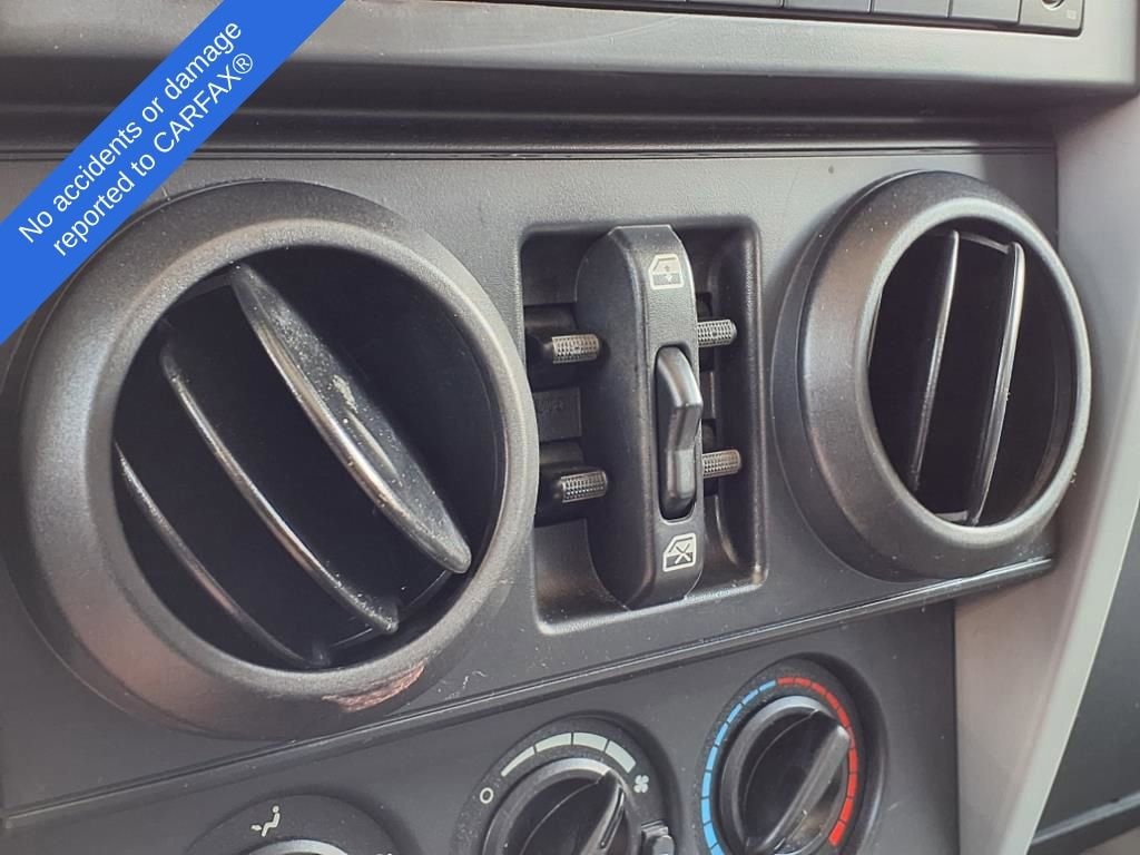 Thumbnail: 2010 Jeep Wrangler - 28