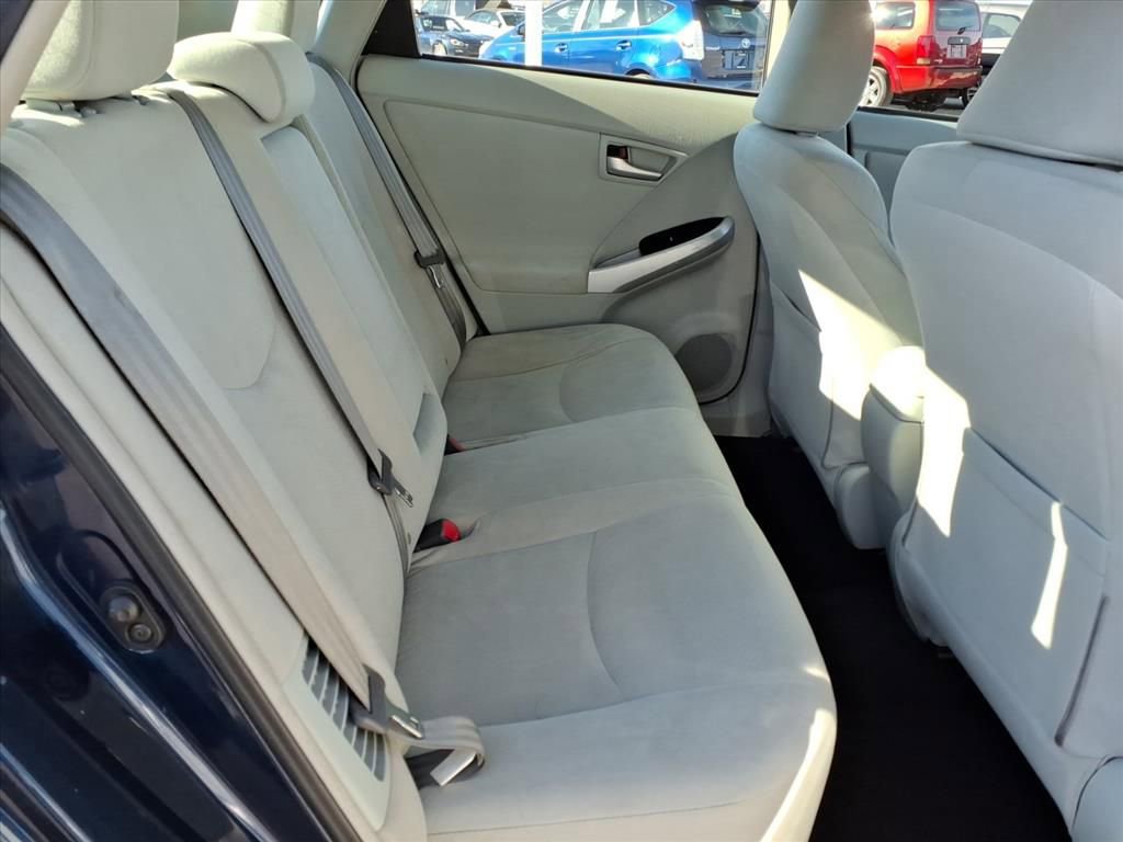 Thumbnail: 2013 Toyota Prius - 13