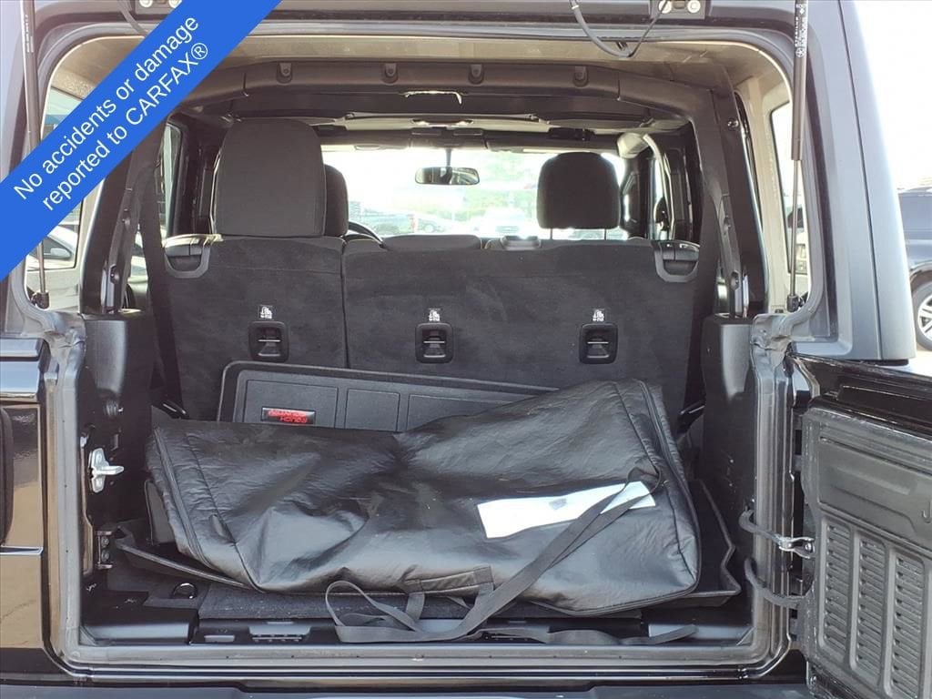 Thumbnail: 2019 Jeep Wrangler - 11