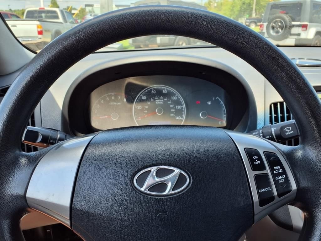 Thumbnail: 2010 Hyundai Elantra - 20