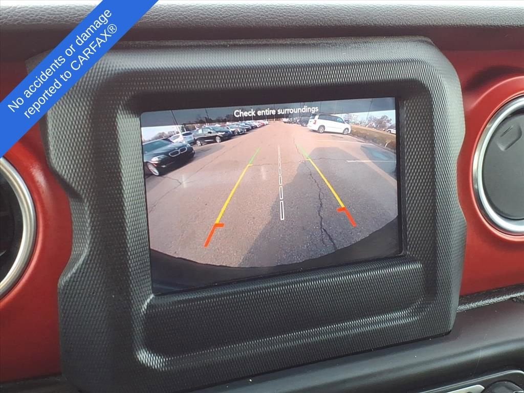 Thumbnail: 2019 Jeep Wrangler - 21