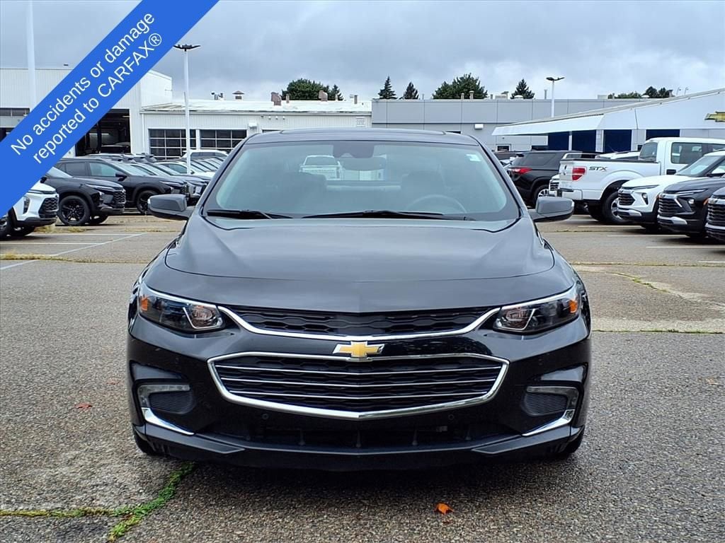 Thumbnail: 2016 Chevrolet Malibu - 2