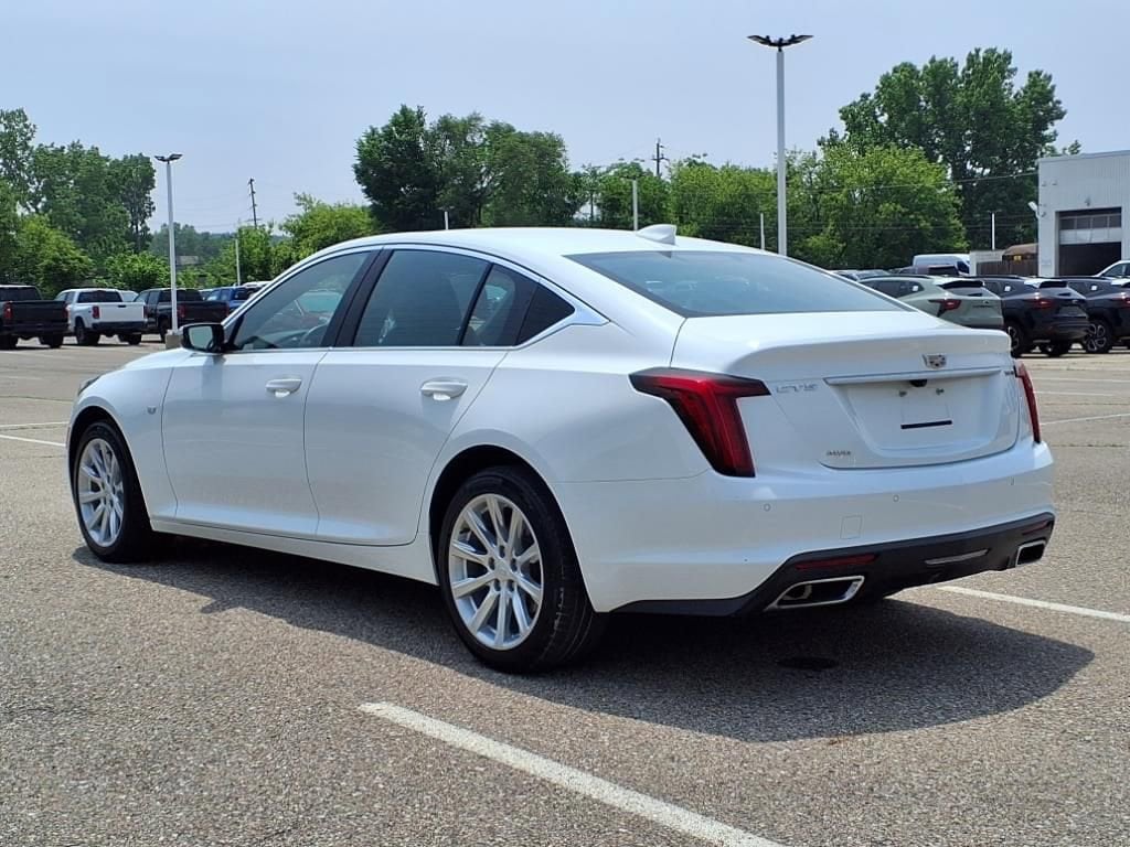 2023 Cadillac CT5 Luxury 7