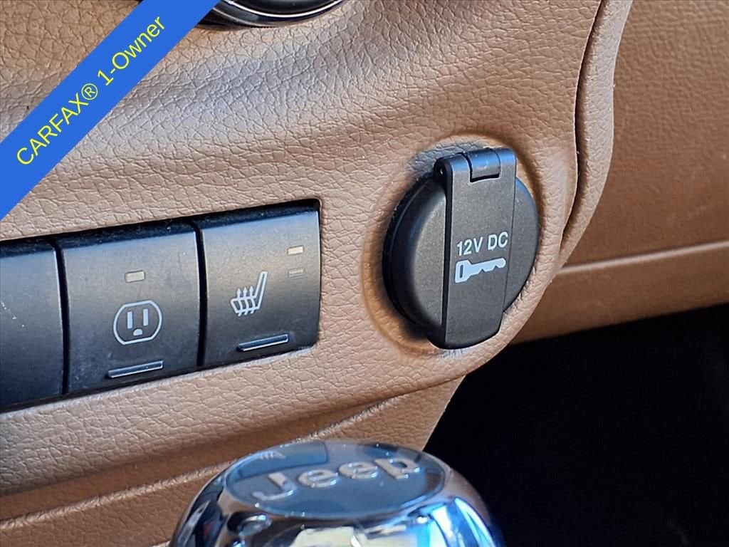 Thumbnail: 2016 Jeep Wrangler - 22