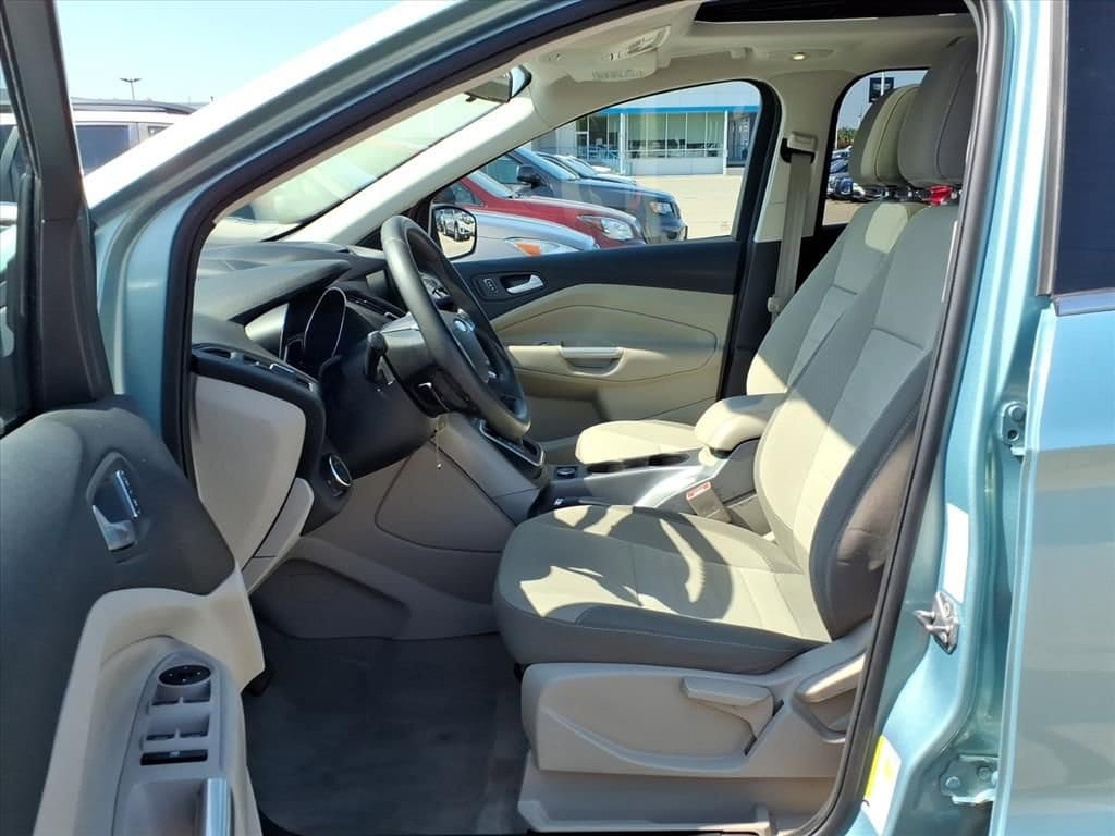 Thumbnail: 2013 Ford Escape - 17