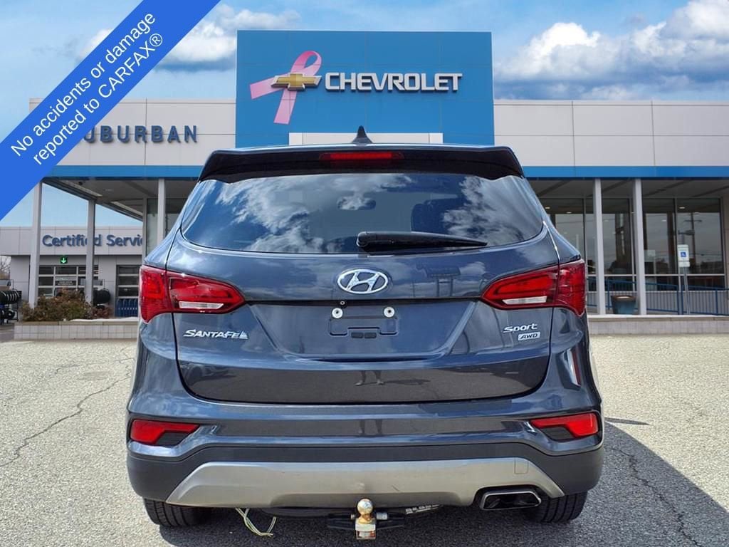 Thumbnail: 2017 Hyundai Santa Fe - 5