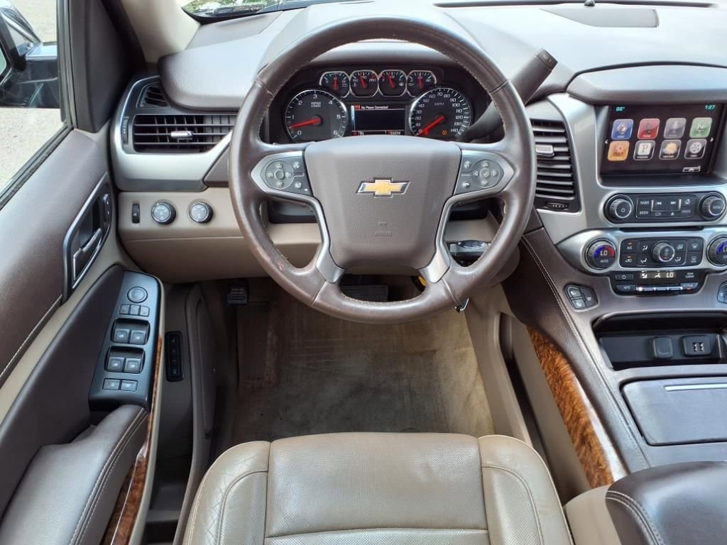 Thumbnail: 2015 Chevrolet Suburban - 14
