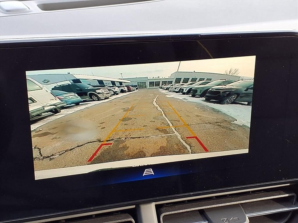 Thumbnail: 2026 Chevrolet Trax - 18