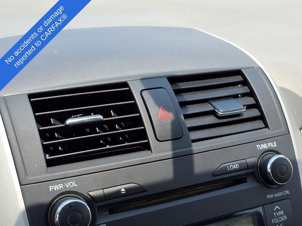 Thumbnail: 2010 Toyota Corolla - 25