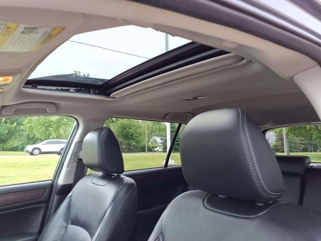 Thumbnail: 2015 Subaru Outback - 18