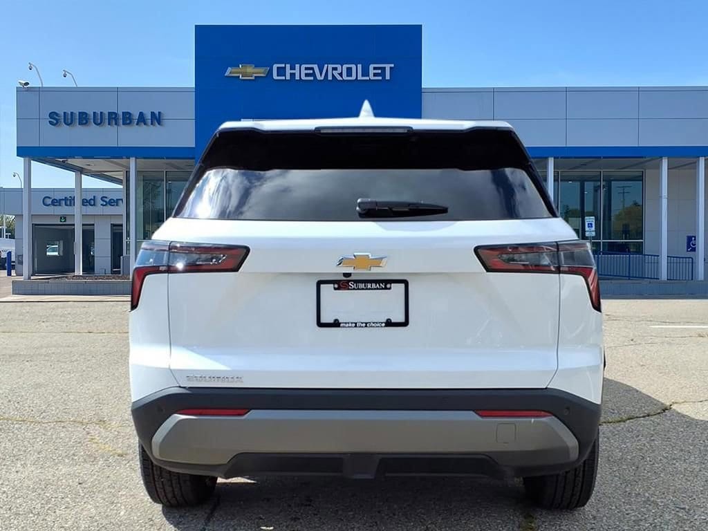 Thumbnail: 2026 Chevrolet Equinox - 5