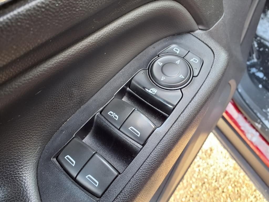 Thumbnail: 2019 Chevrolet Equinox - 14