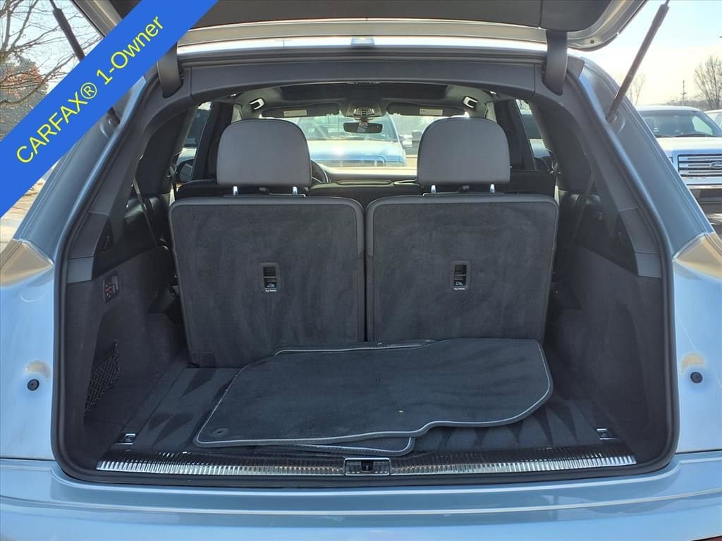 Thumbnail: 2025 Audi Q7 - 11