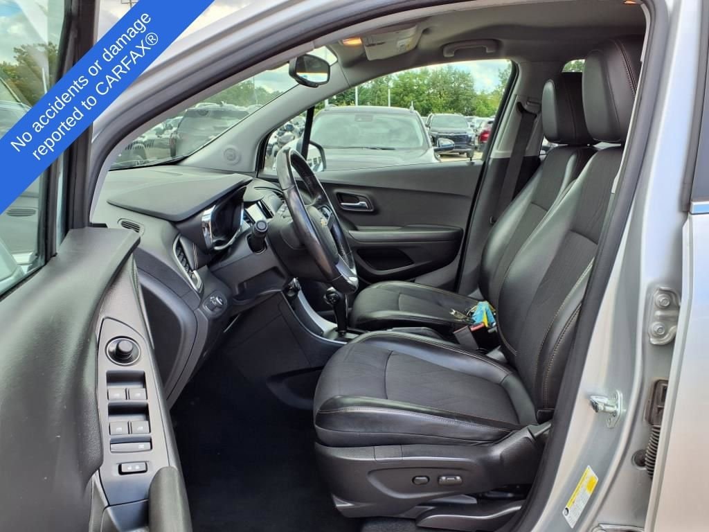 Thumbnail: 2020 Chevrolet Trax - 18