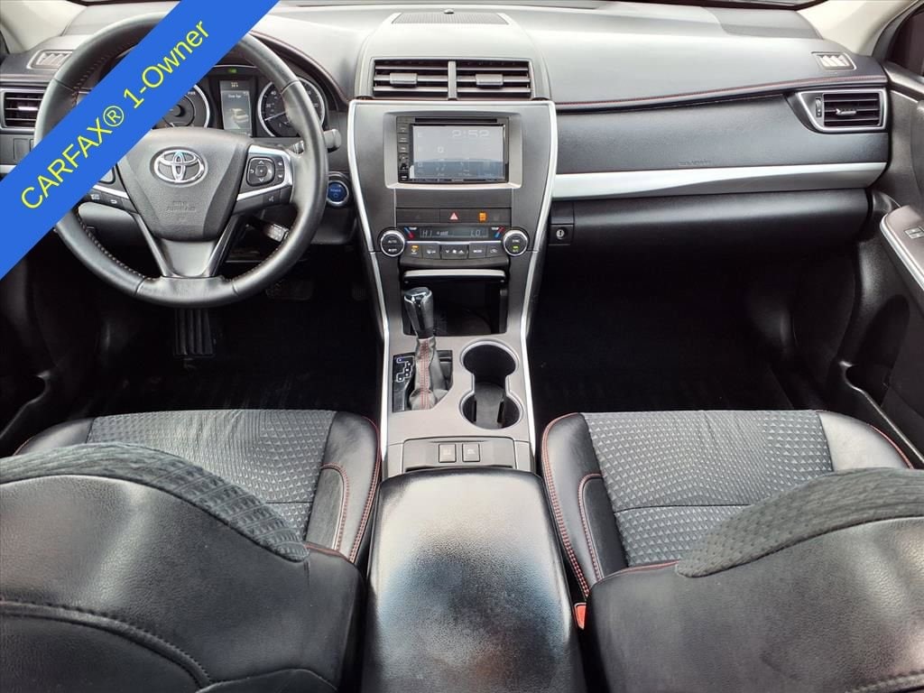 Thumbnail: 2015 Toyota Camry - 13